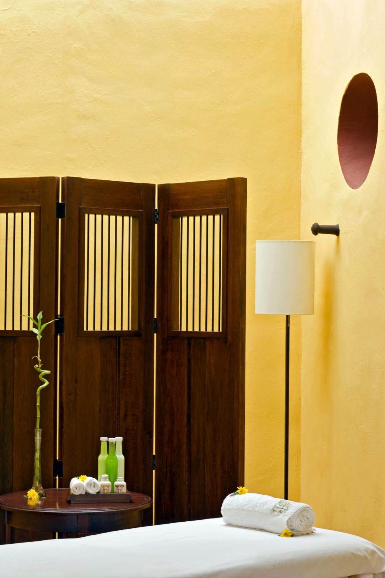 Hacienda Campeche Hotel Bagian luar foto