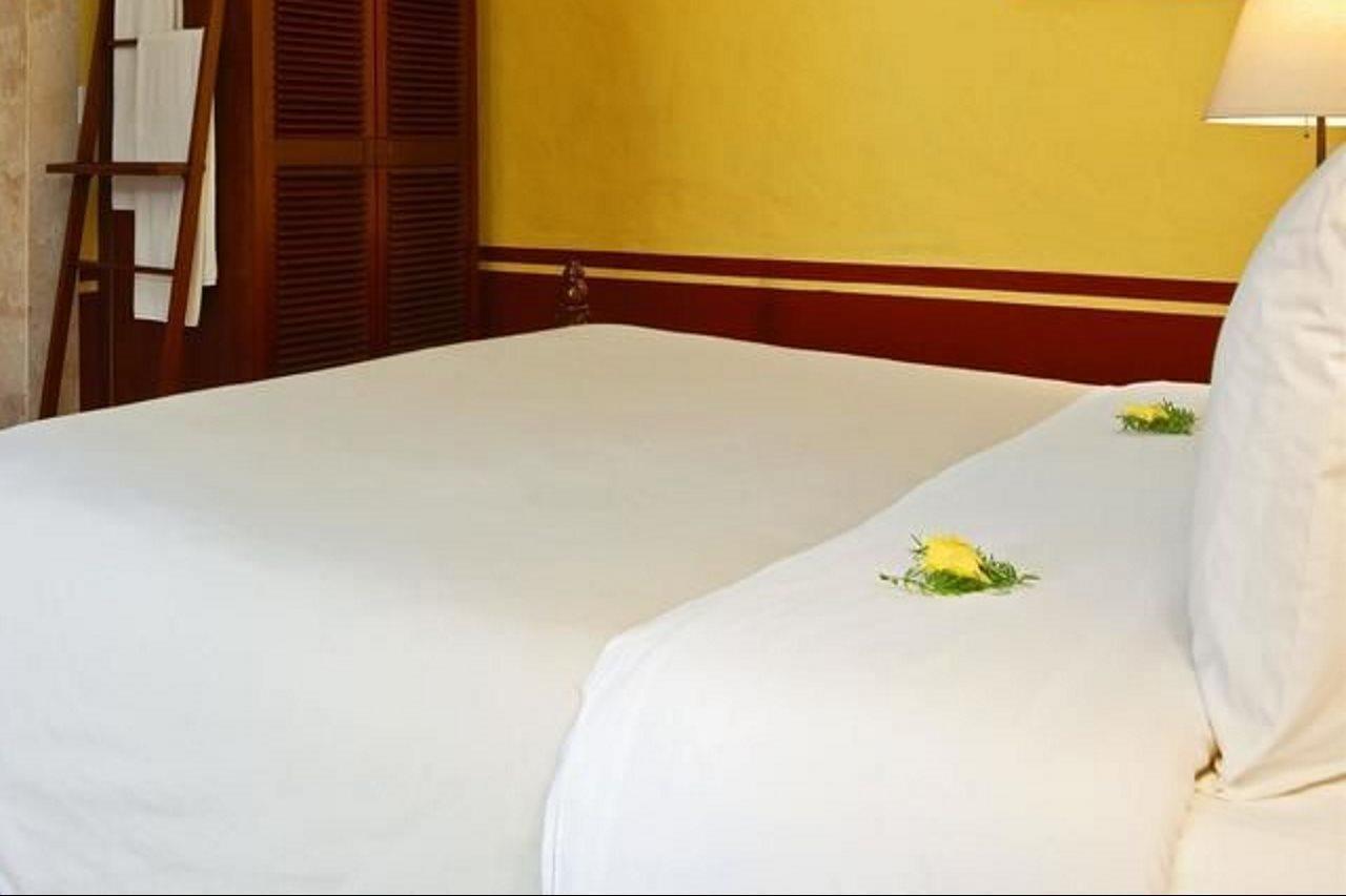 Hacienda Campeche Hotel Bagian luar foto