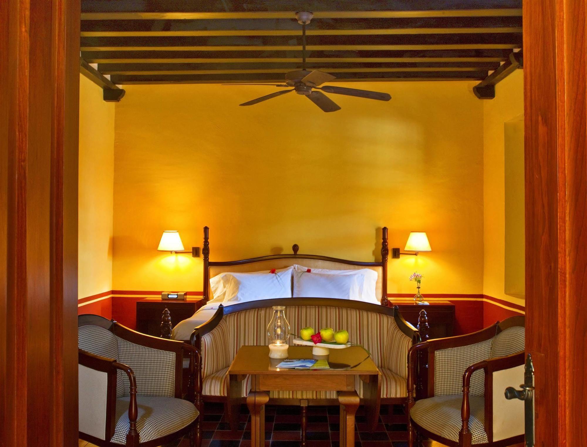 Hacienda Campeche Hotel Bagian luar foto