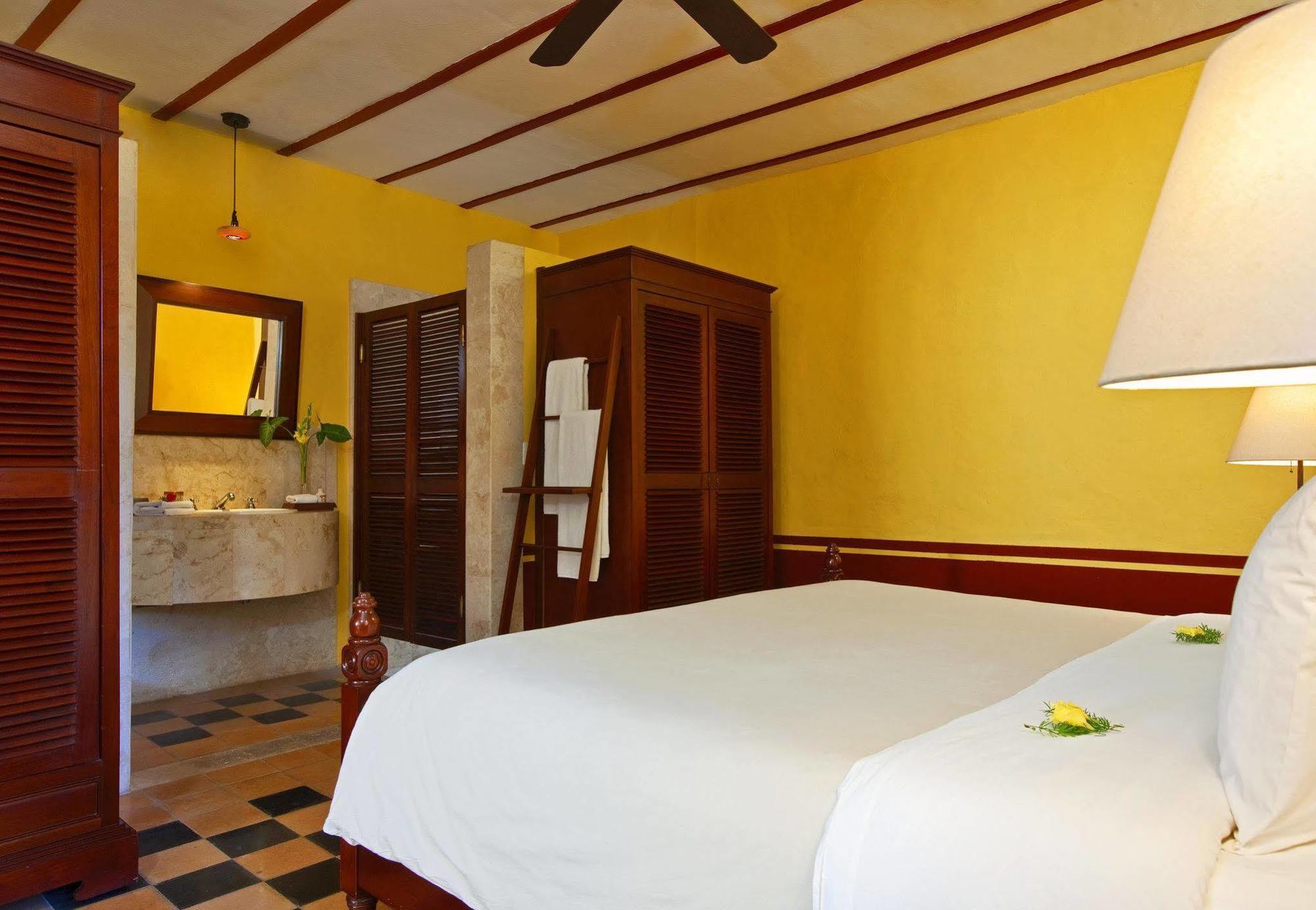 Hacienda Campeche Hotel Bagian luar foto