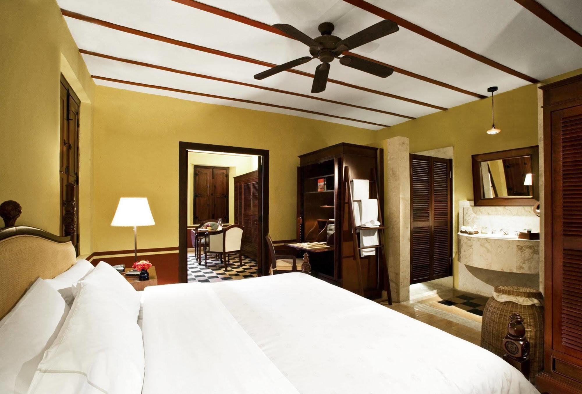 Hacienda Campeche Hotel Bagian luar foto