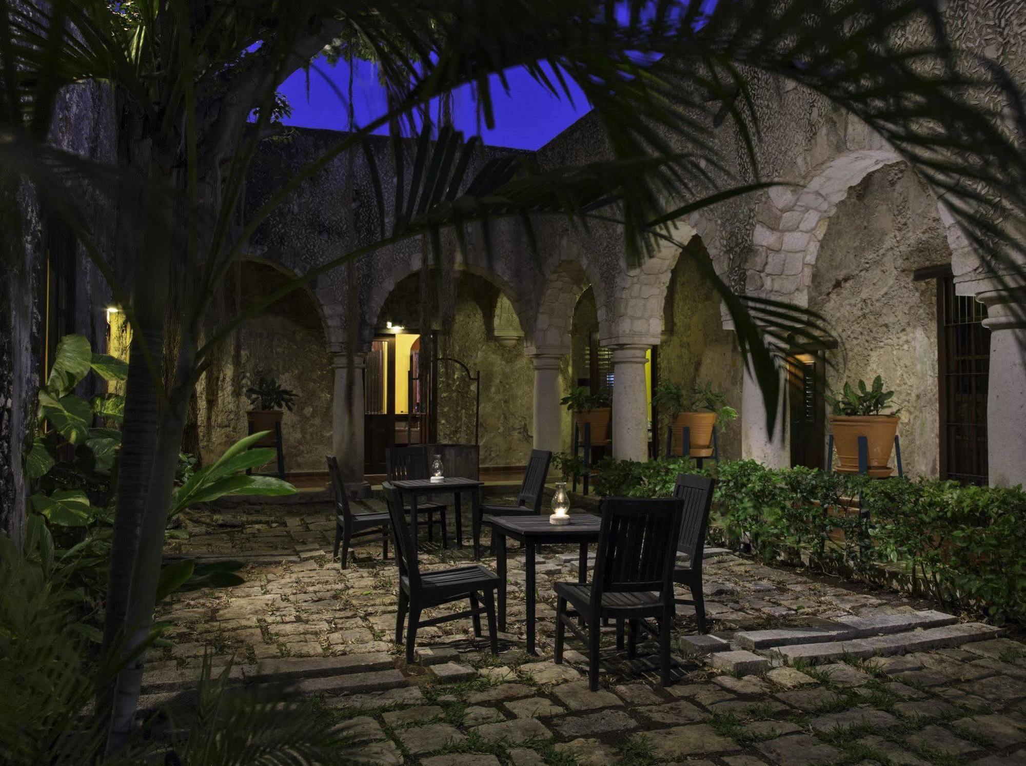 Hacienda Campeche Hotel Bagian luar foto